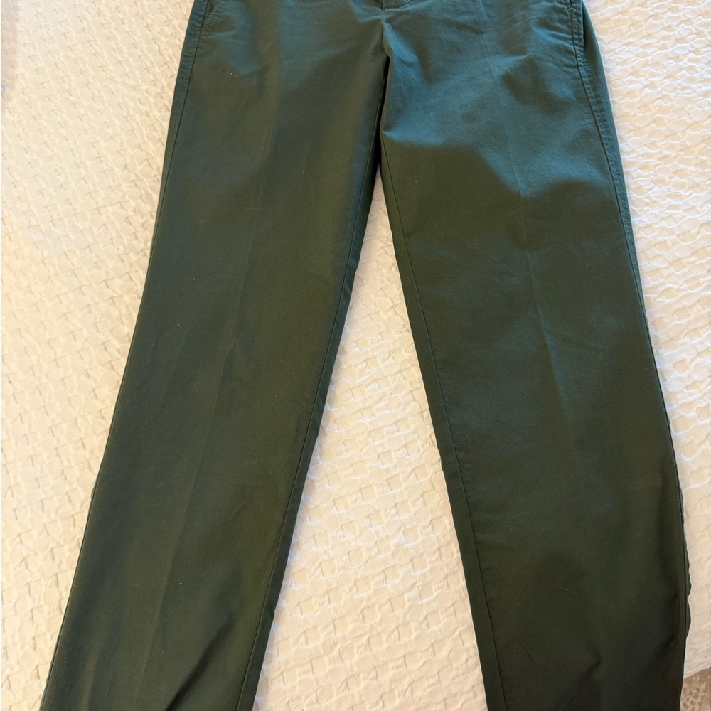 Vince Women's Flat Front Cropped Pants in Green